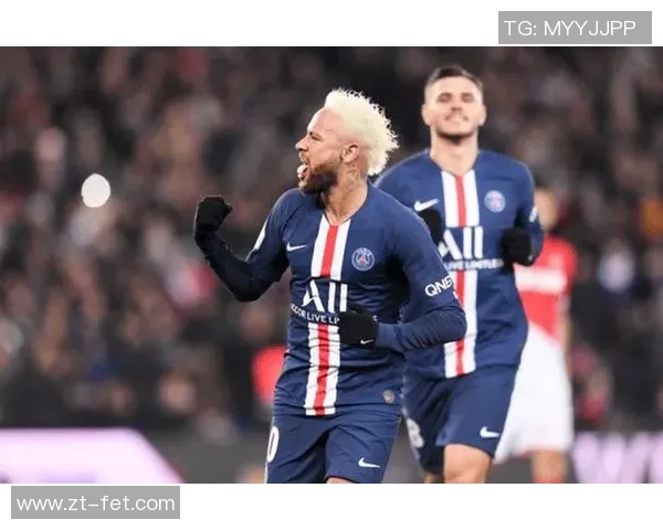 足总杯激战：巴黎圣日耳曼险胜莱比锡全场沸腾瞬间回顾