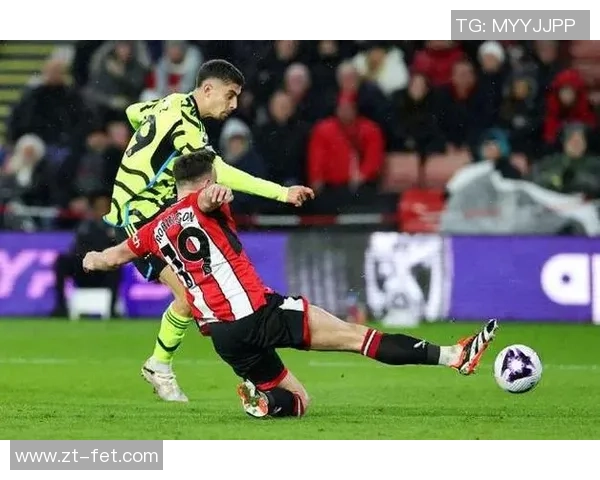 意甲激战：利物浦与阿森纳战平点球大战点燃全场激情