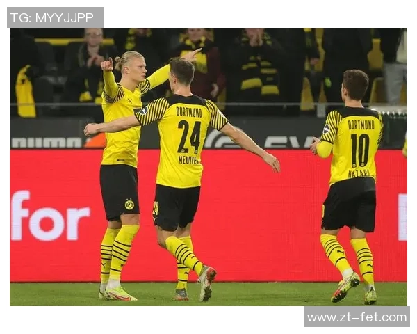 欧联杯焦点战多特蒙德与那不勒斯互交白卷全场精彩瞬间回顾