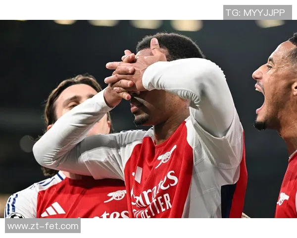 英超激战：马竞5-0阿森纳逆转瞬间引发全场争议判罚热议