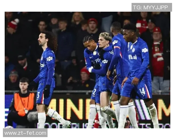 英超激战：那不勒斯凭乌龙球绝杀切尔西全场沸腾解析